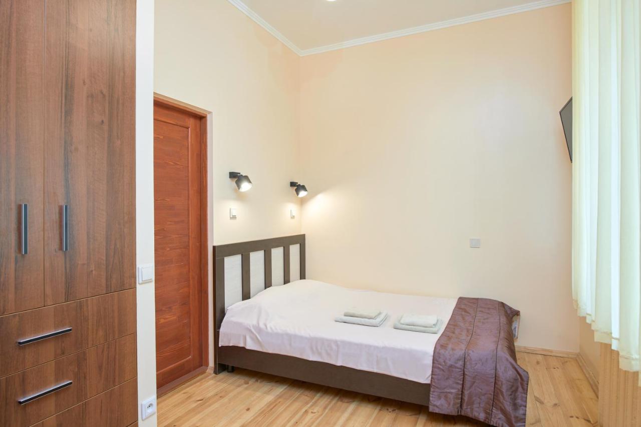 Odessa Comfort House Aparthotel Exterior photo