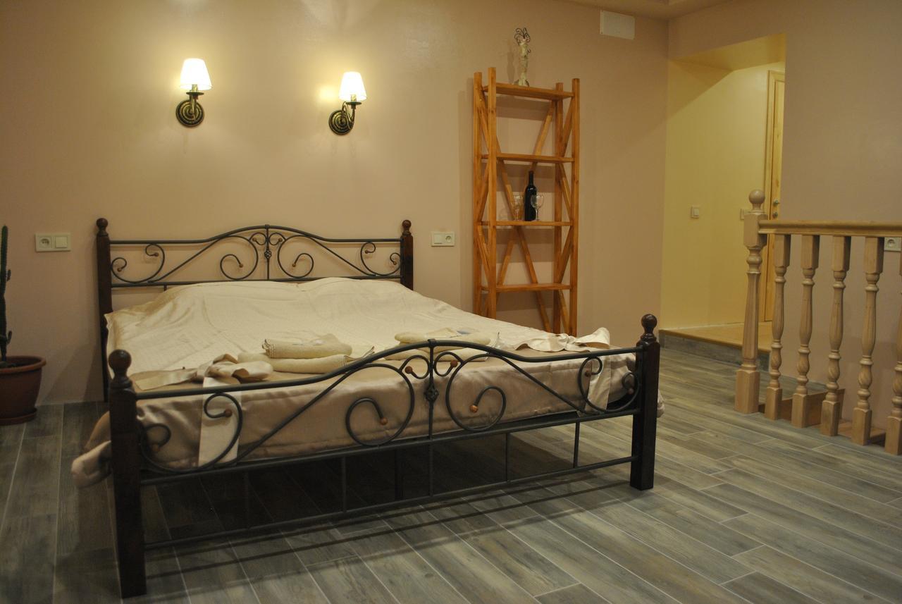 Odessa Comfort House Aparthotel Exterior photo